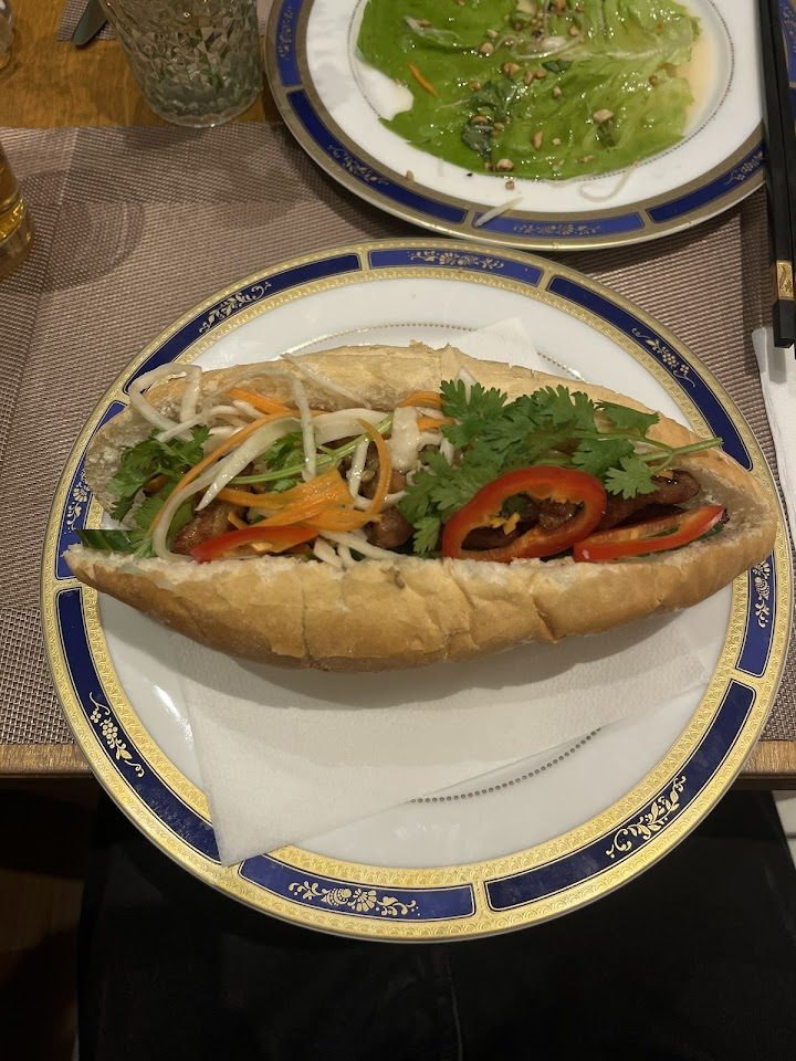Bánh mì sandwich